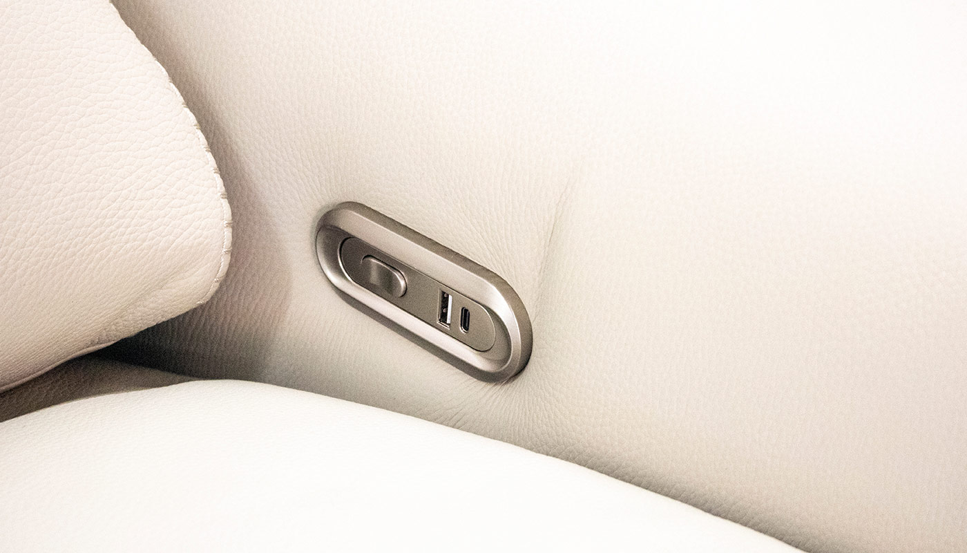 Model 2A15 2Pc Lounge Suite