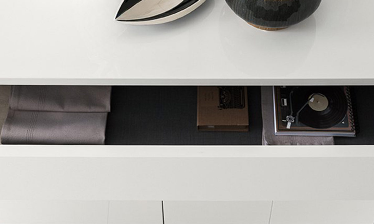 Artemide Dining Room Suite